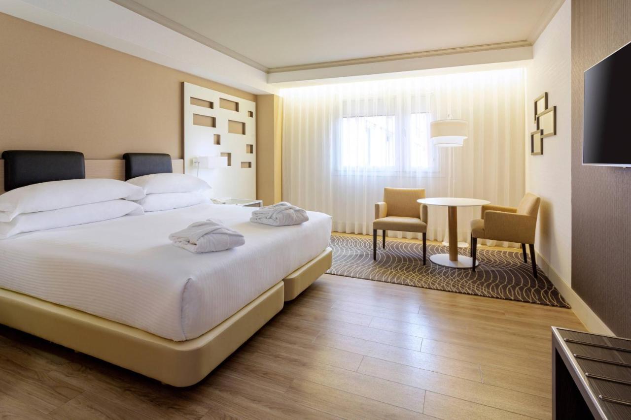Madrid Marriott Auditorium Hotel & Conference Center Bagian luar foto
