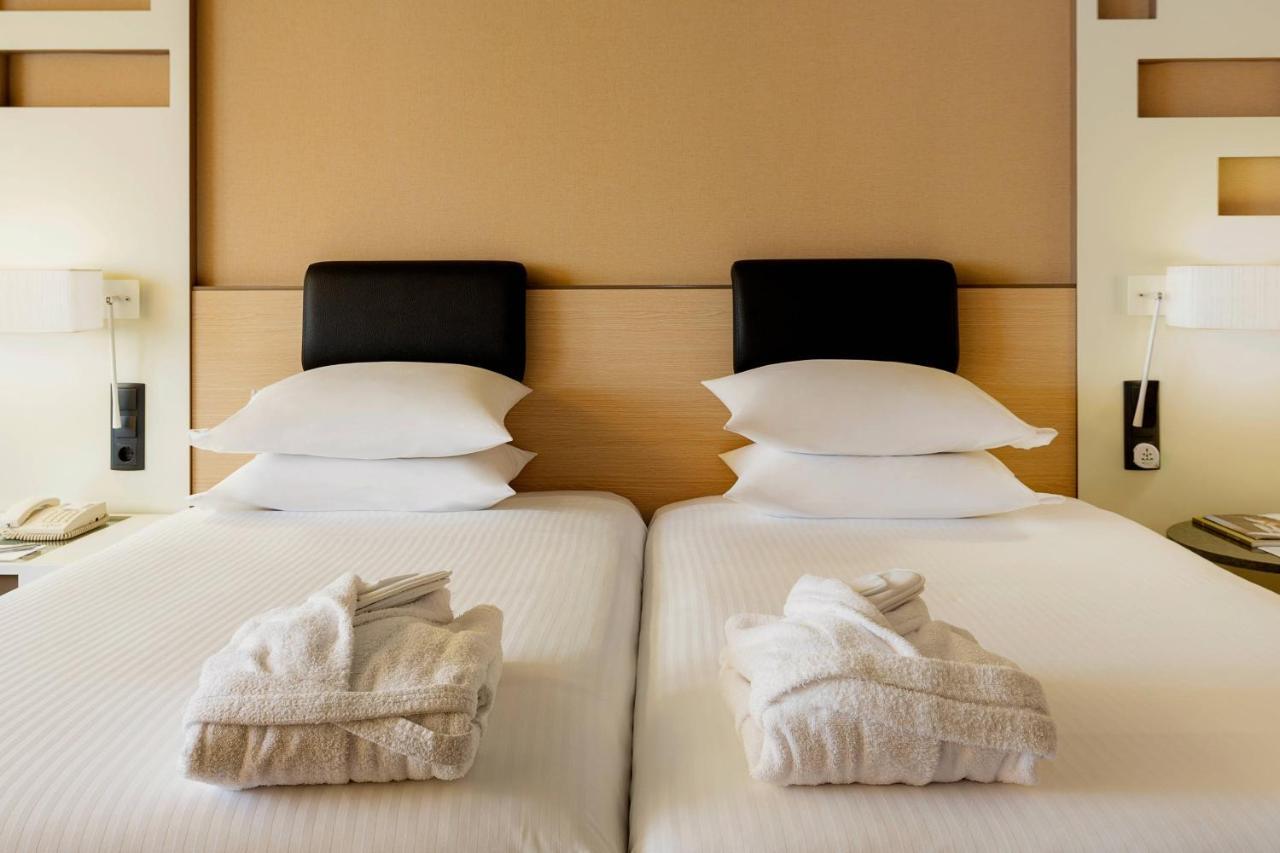 Madrid Marriott Auditorium Hotel & Conference Center Bagian luar foto