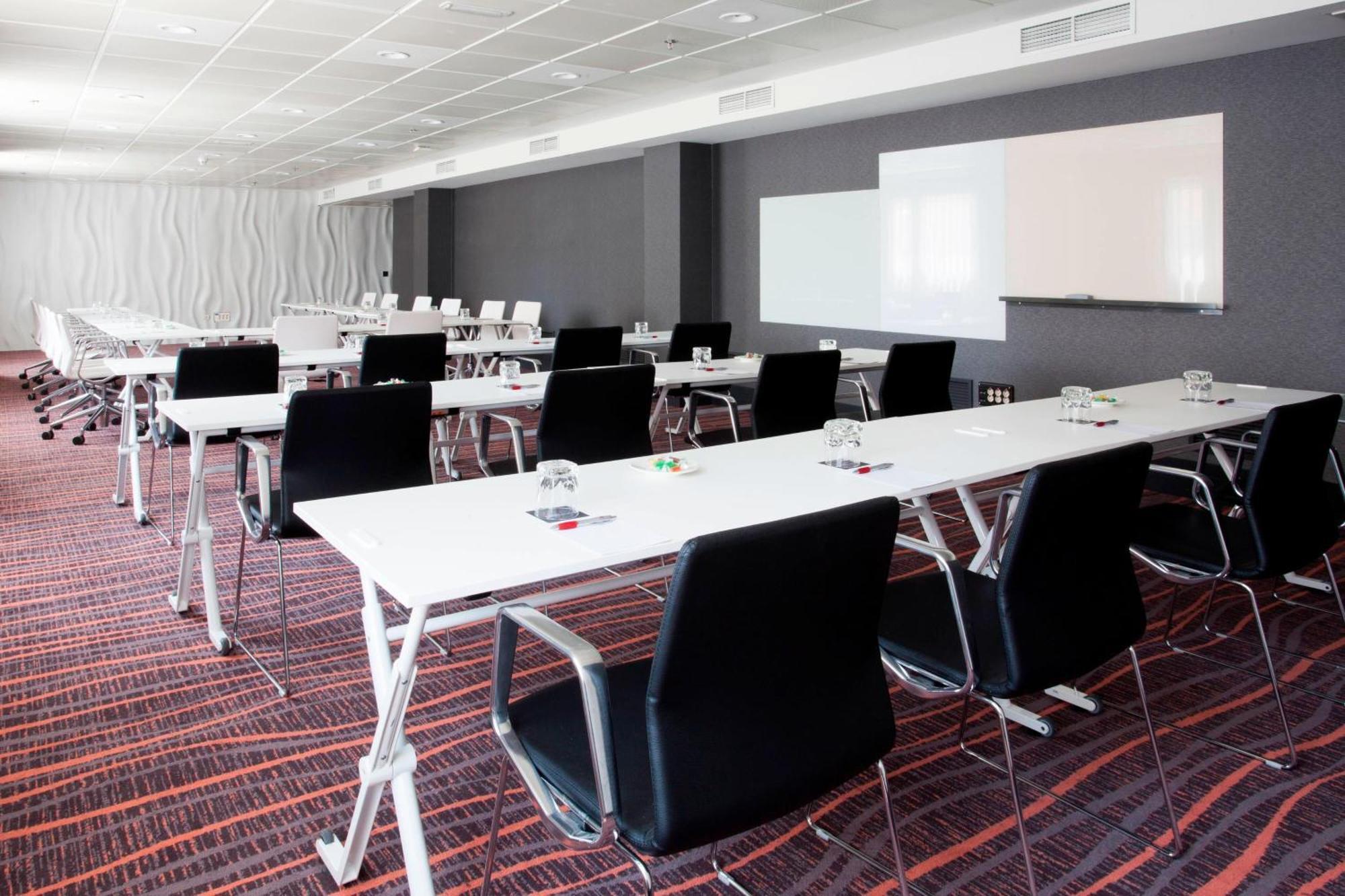 Madrid Marriott Auditorium Hotel & Conference Center Bagian luar foto