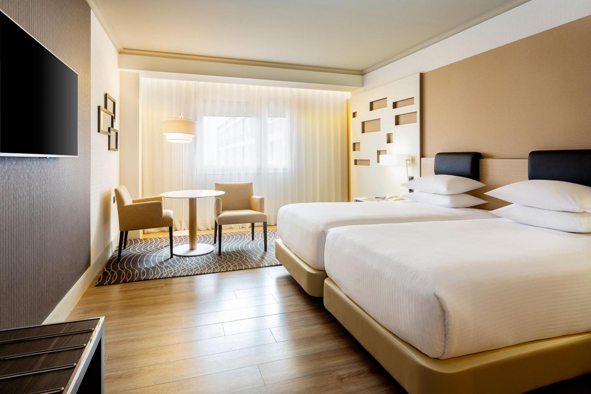 Madrid Marriott Auditorium Hotel & Conference Center Bagian luar foto