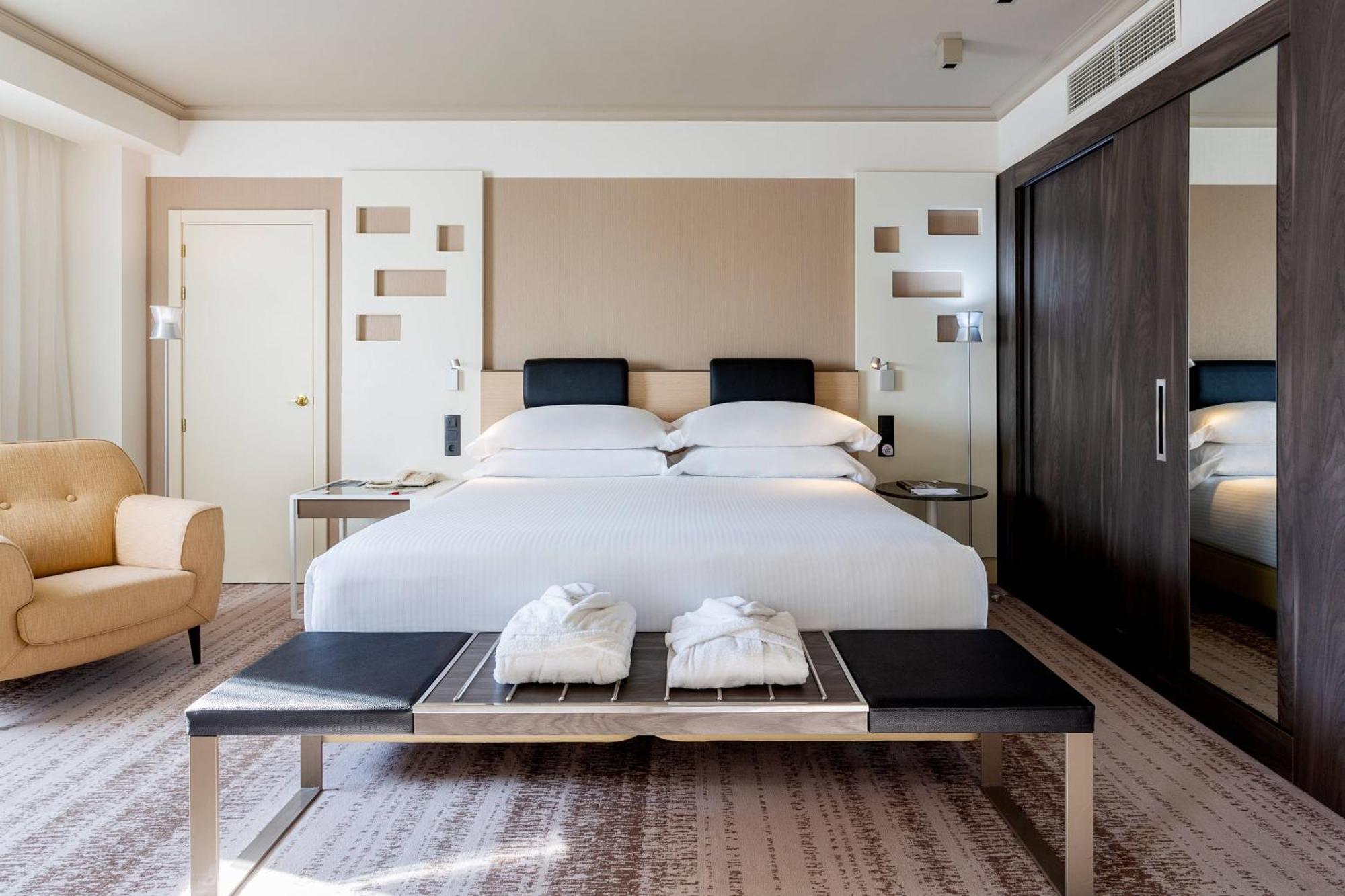 Madrid Marriott Auditorium Hotel & Conference Center Bagian luar foto