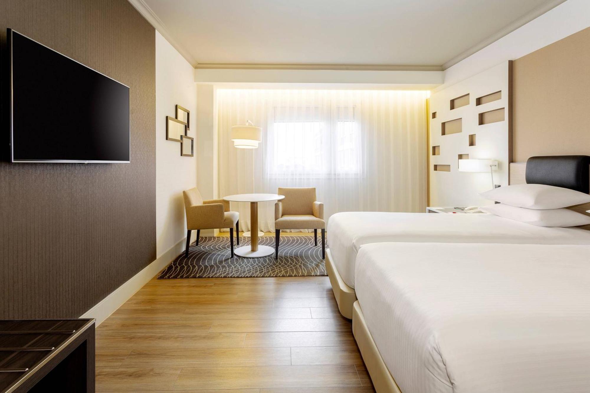 Madrid Marriott Auditorium Hotel & Conference Center Bagian luar foto